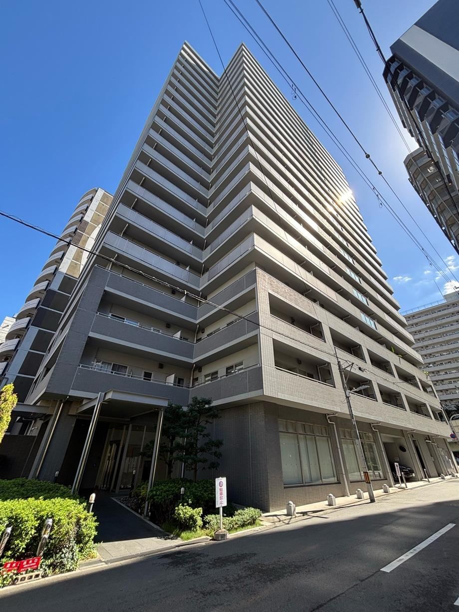 3LDK apartment in Chuo Ward, Osaka - Photo 1