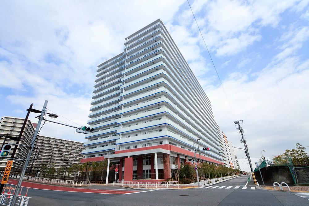 3LDK apartment in Koto Ward, Tokyo - Photo 1
