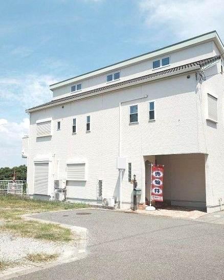 3LDK+S house in Tondabayashi, Osaka - Photo 1