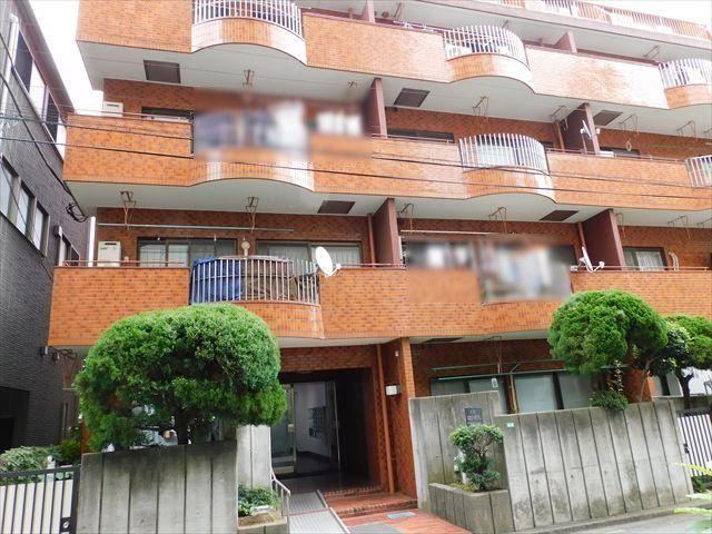 2DK apartment in Urawa Ward, Saitama - Photo 1