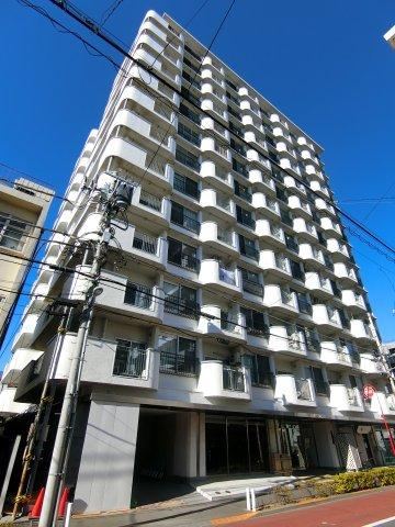 1LDK apartment in Nakano Ward, Tokyo - Photo 1