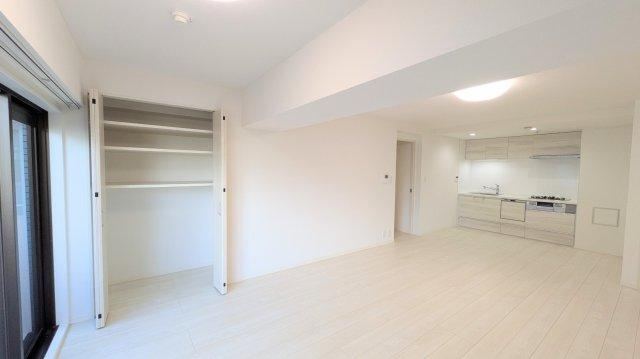 4LDK apartment in Shiogama, Miyagi - Photo 1
