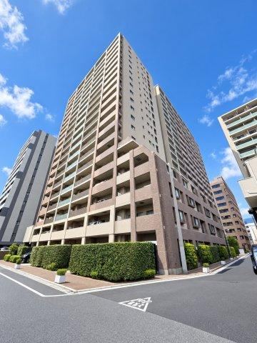 4LDK apartment in Taito Ward, Tokyo - Photo 1