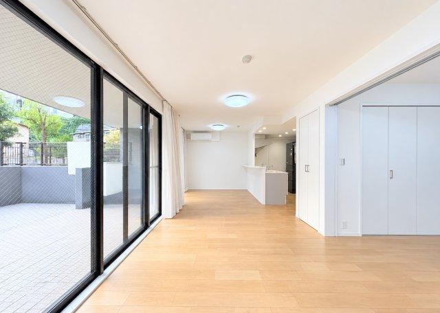 3LDK apartment in Midori Ward, Yokohama, Kanagawa - Photo 1