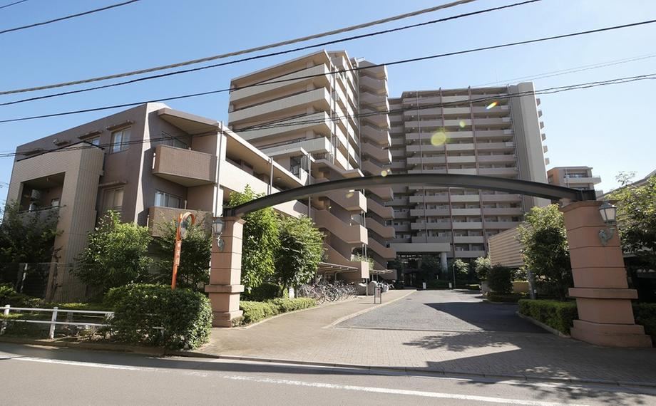 3LDK apartment in Itabashi Ward, Tokyo - Photo 1