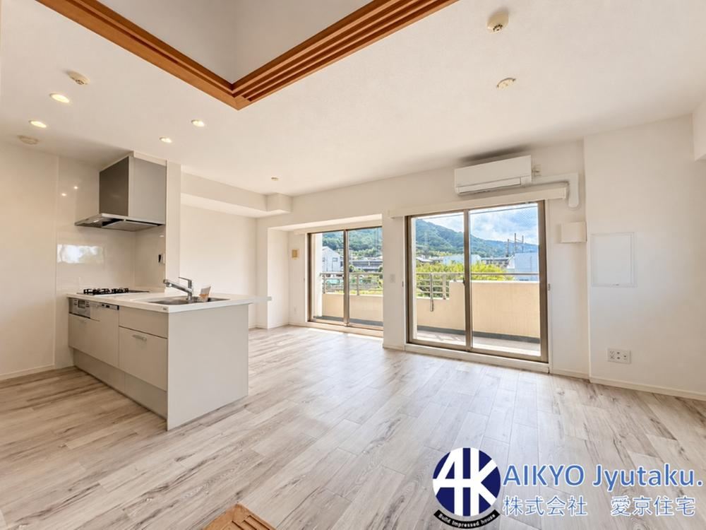 3LDK apartment in Yamashina Ward, Kyoto - Photo 1