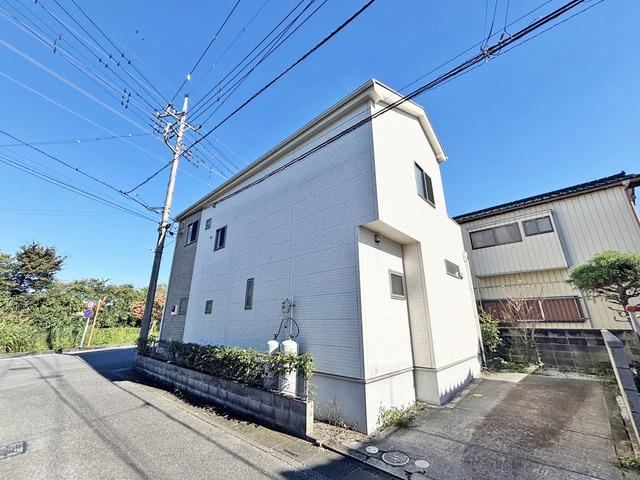 4LDK house in Ageo, Saitama - Photo 1