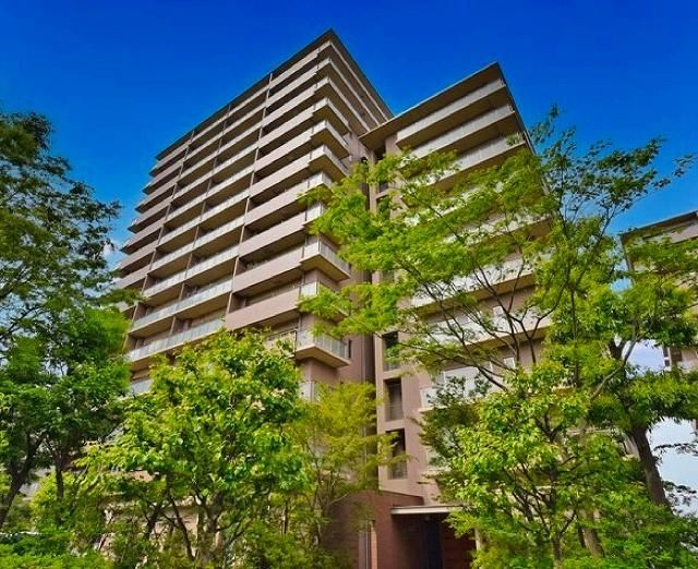 3LDK apartment in Higashiyamato, Tokyo - Photo 1