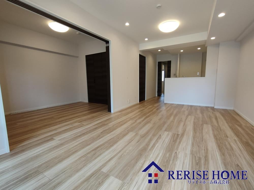 4LDK apartment in Kodaira, Tokyo - Photo 1
