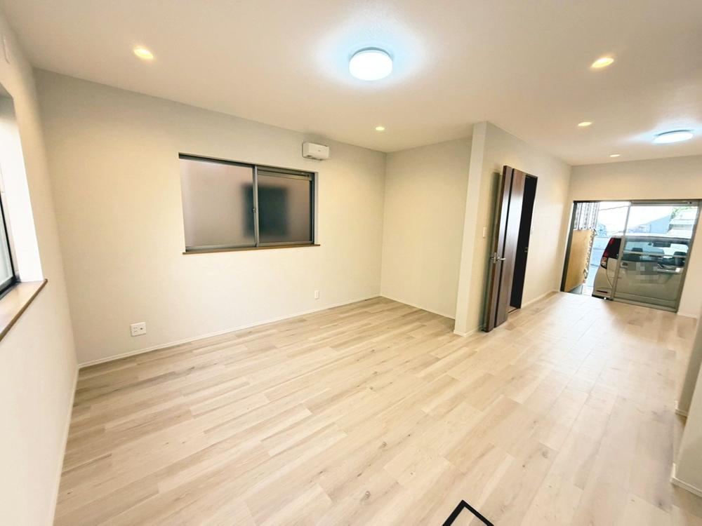 3LDK house in Sakai Ward, Sakai, Osaka - Photo 1