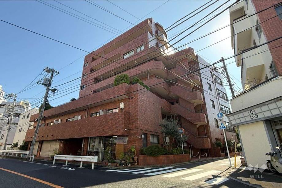 2LDK apartment in Nakano Ward, Tokyo - Photo 1