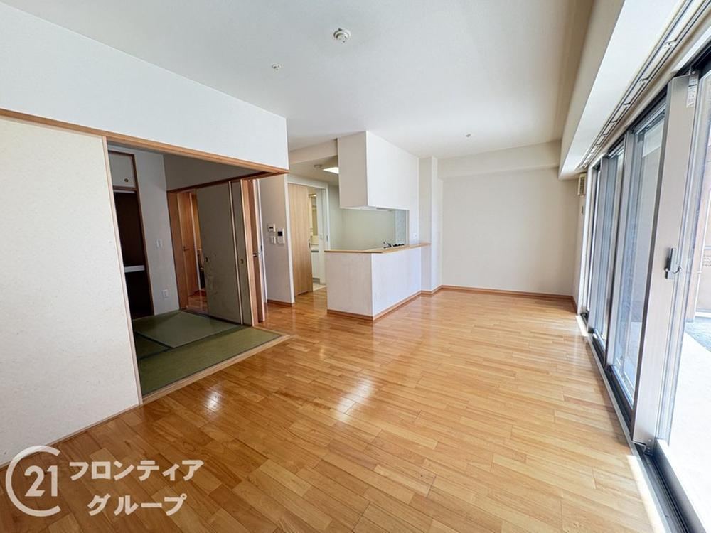 3LDK apartment in Nishi Ward, Sakai, Osaka - Photo 1
