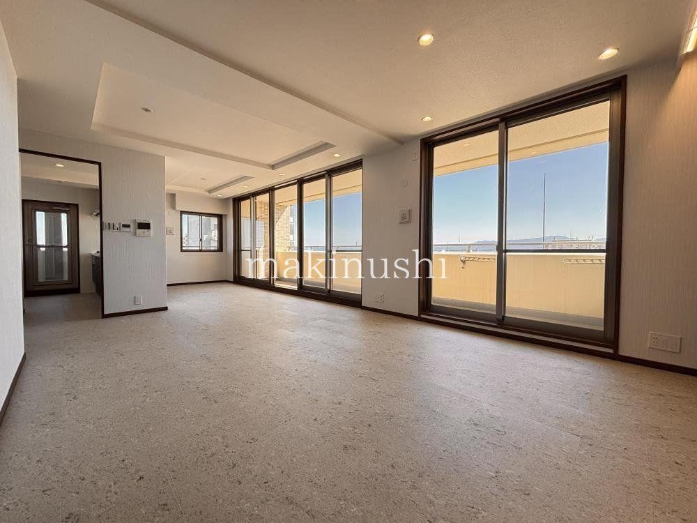3LDK apartment in Kita Ward, Sakai, Osaka - Photo 1