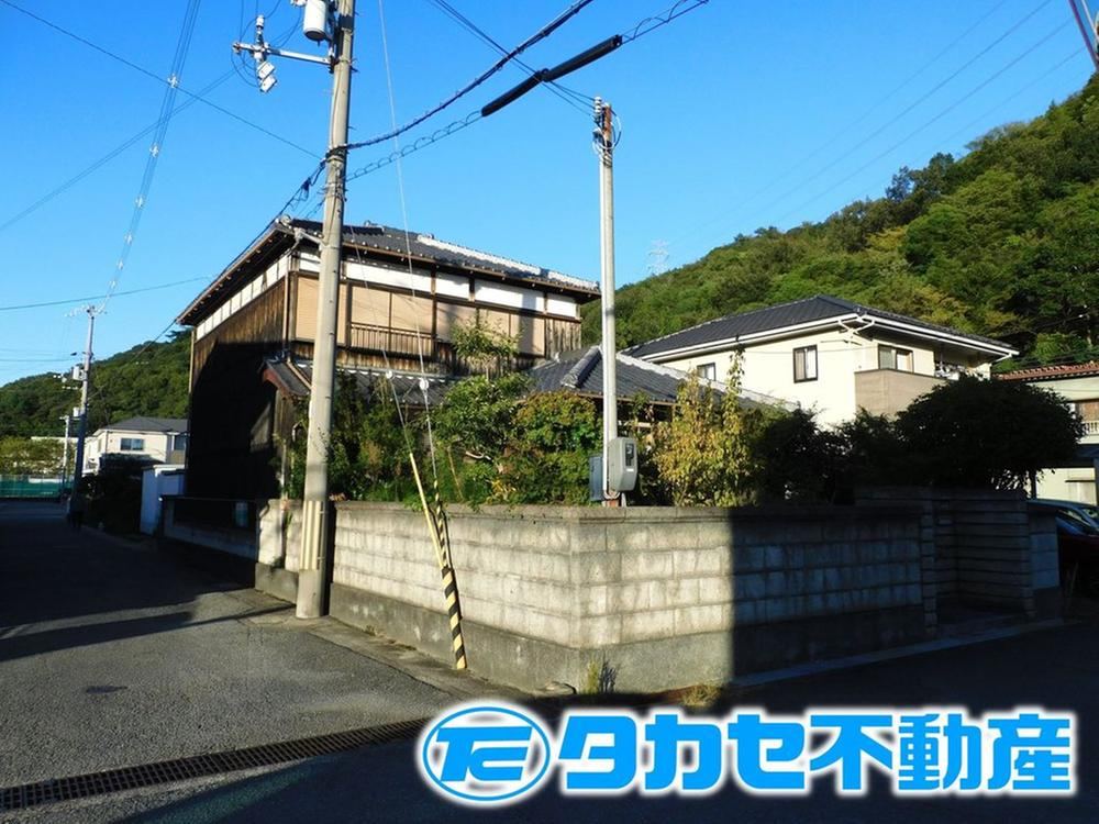 6LDK house in Himeji, Hyogo - Photo 1