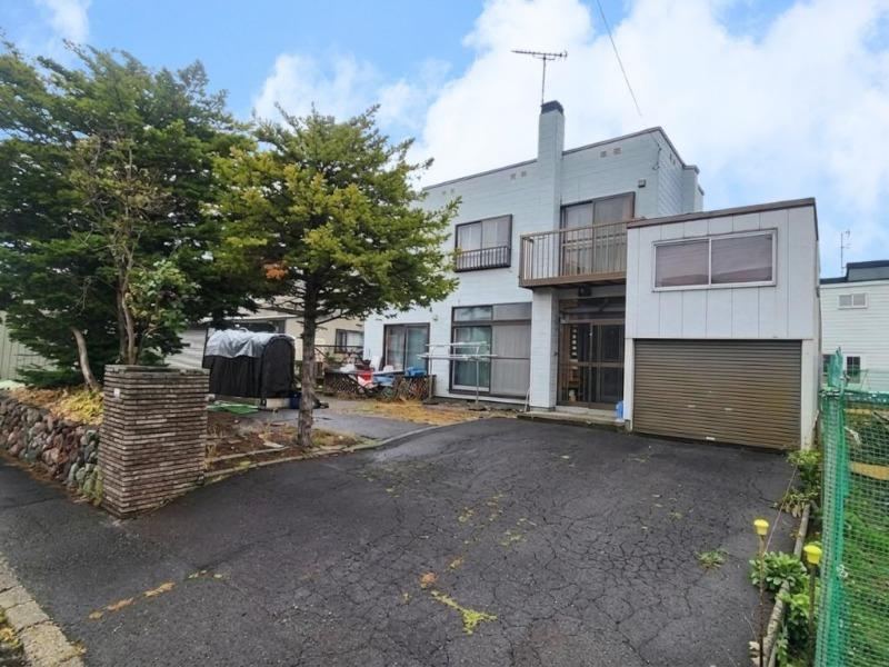 246 m² land in Kita Ward, Sapporo, Hokkaido - Photo 1