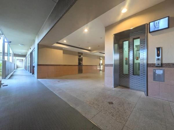 2LKK apartment in Funabashi, Chiba - Photo 1