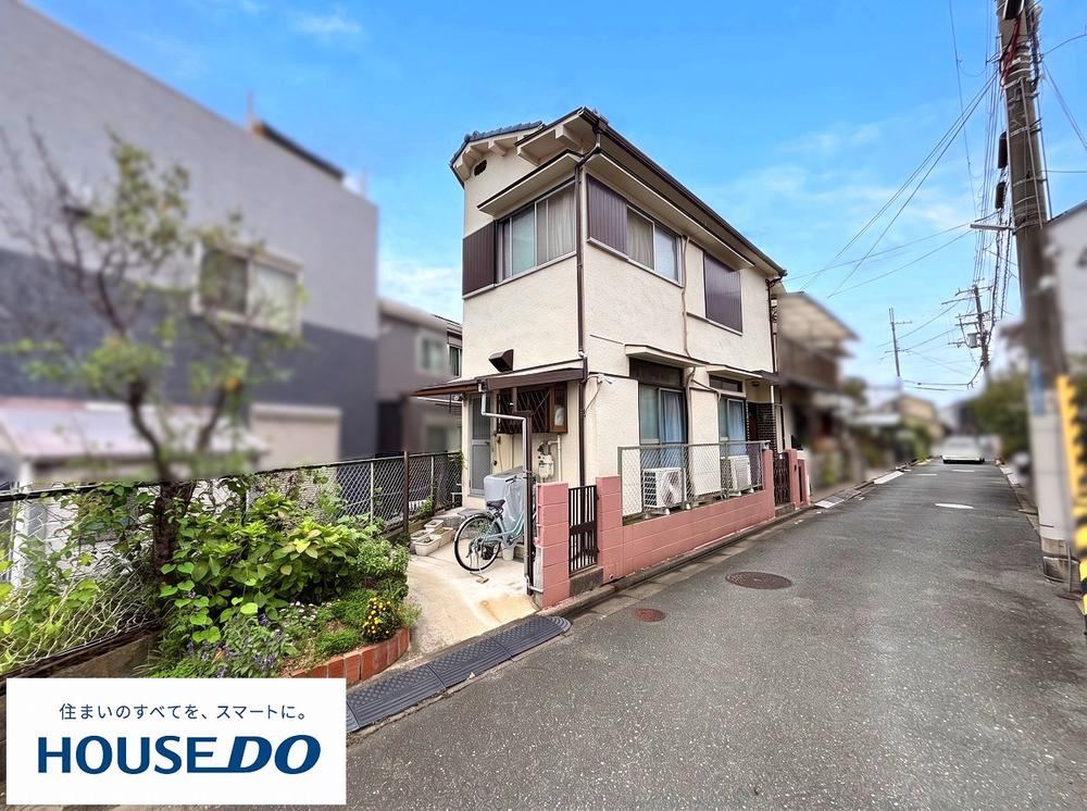 3DK house in Neyagawa, Osaka - Photo 1