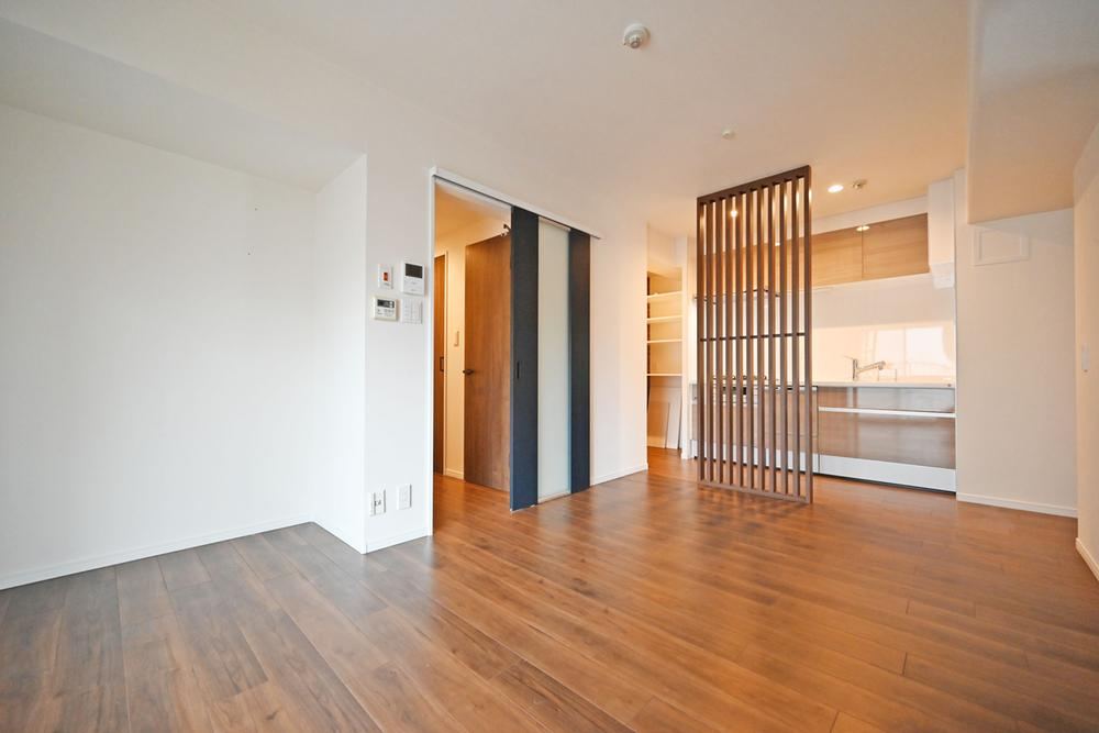 2LDK+S apartment in Kita Ward, Osaka - Photo 1