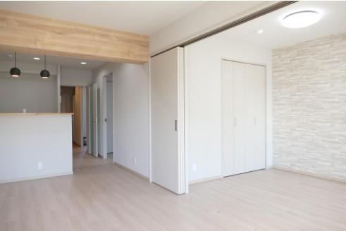 3LDK apartment in Miyakojima Ward, Osaka - Photo 1