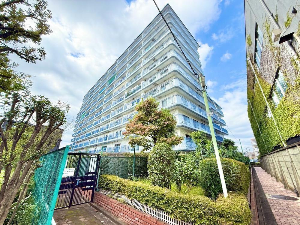 1LDK+S apartment in Adachi Ward, Tokyo - Photo 1