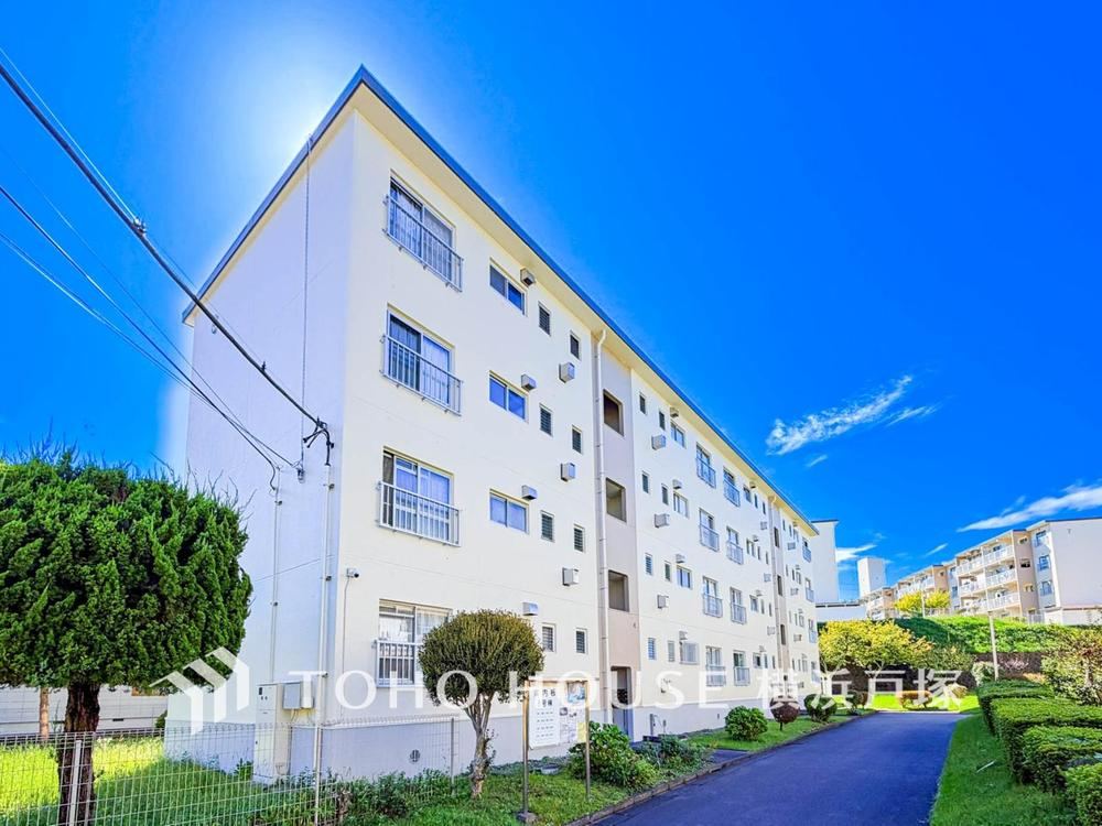 2LDK apartment in Midori Ward, Yokohama, Kanagawa - Photo 1