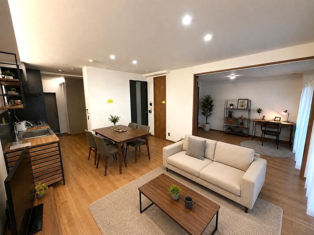 3LDK apartment in Kita Ward, Osaka - Photo 1