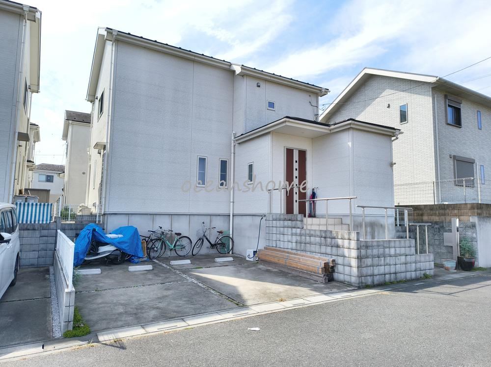 4LDK house in Higashimatsuyama, Saitama - Photo 1