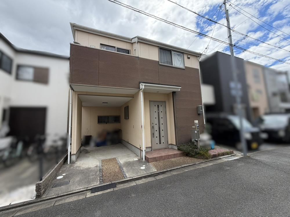 4LDK house in Settsu, Osaka - Photo 1