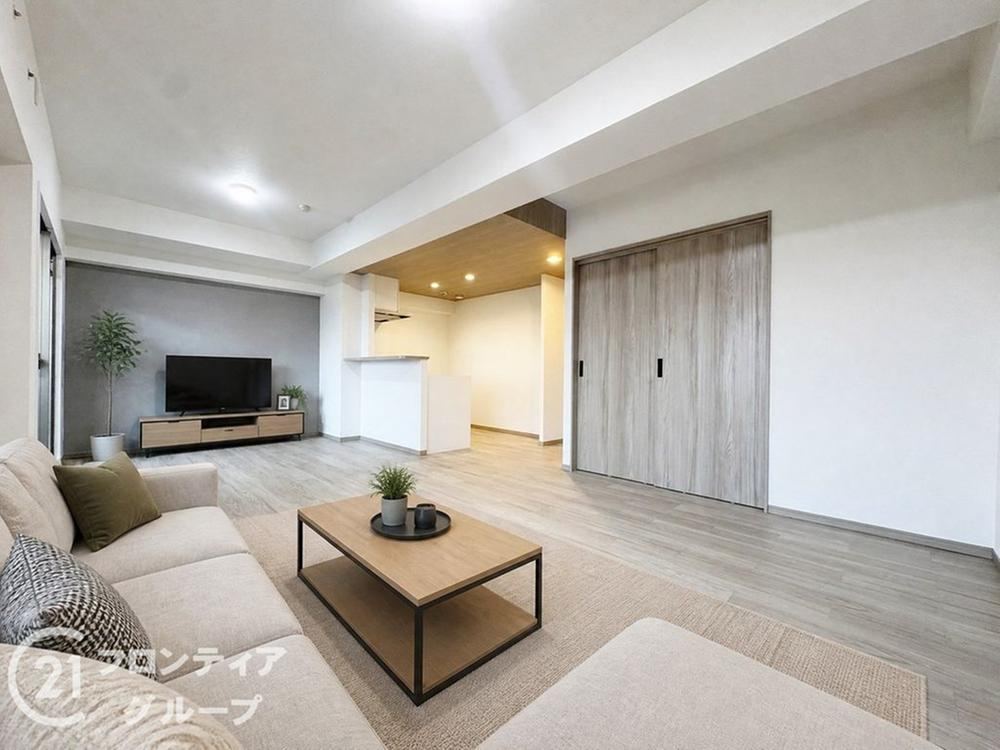 3LDK apartment in Neyagawa, Osaka - Photo 1