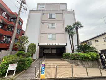 3LDK apartment in Komae