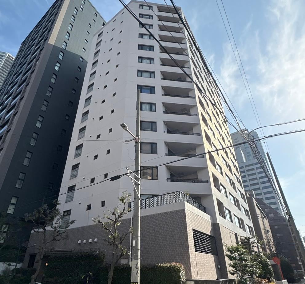 3LDK apartment in Nishi Ward, Osaka - Photo 1