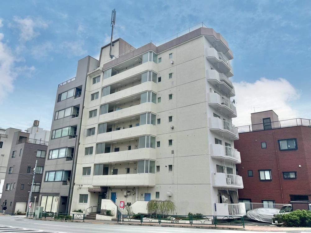 3LDK apartment in Koto Ward, Tokyo - Photo 1