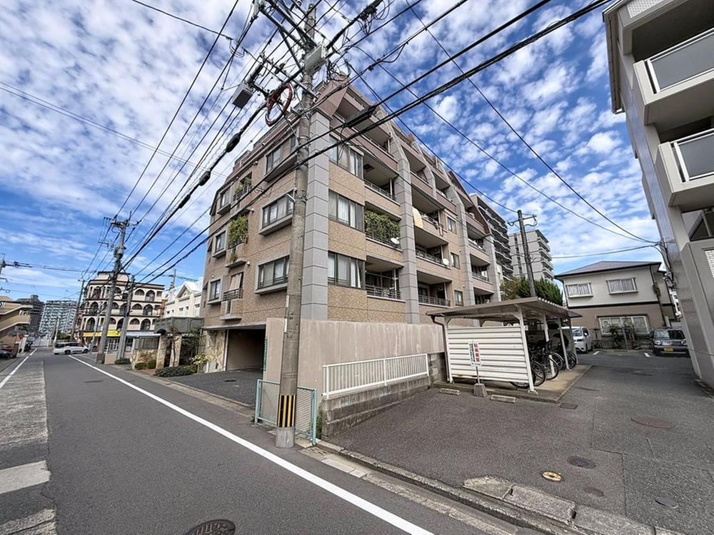 2LDK apartment in Nishi Ward, Fukuoka - Photo 1