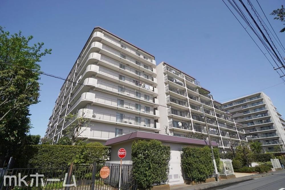 4LDK apartment in Funabashi, Chiba - Photo 1