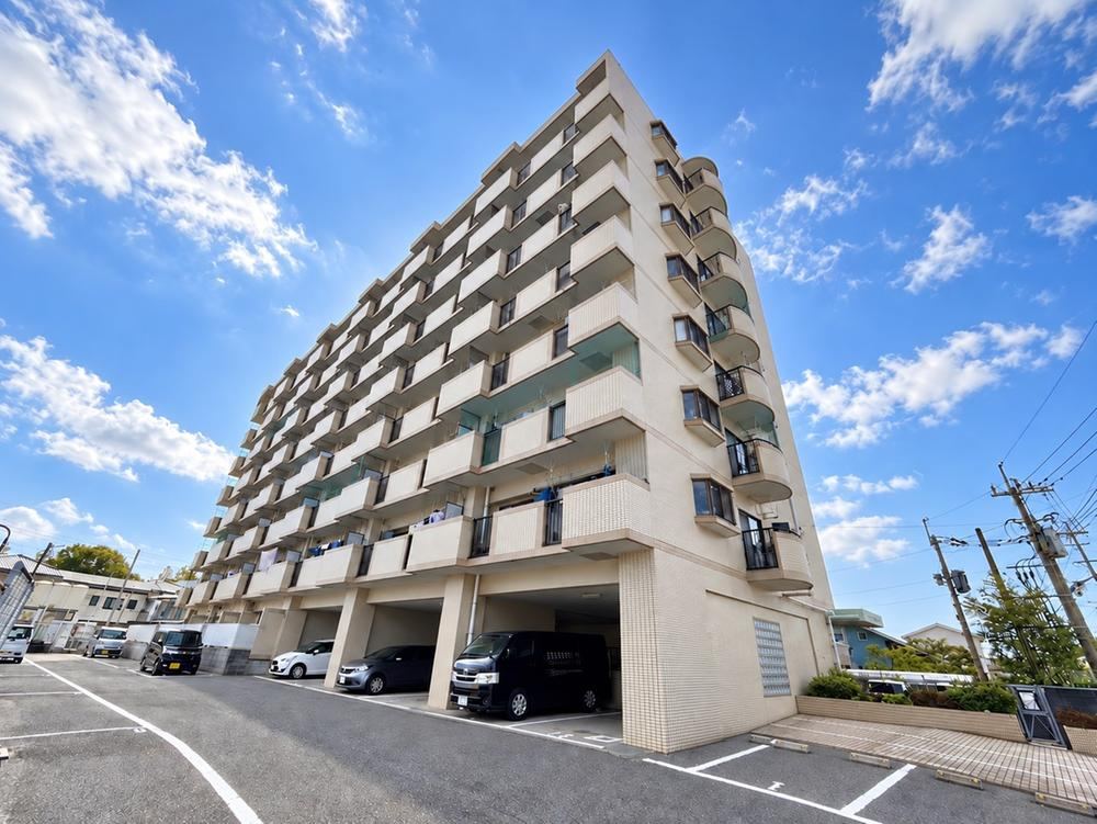 3LDK apartment in Kurume, Fukuoka - Photo 1