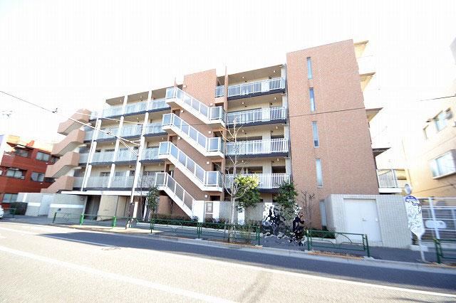 3LDK apartment in Nerima Ward, Tokyo - Photo 1