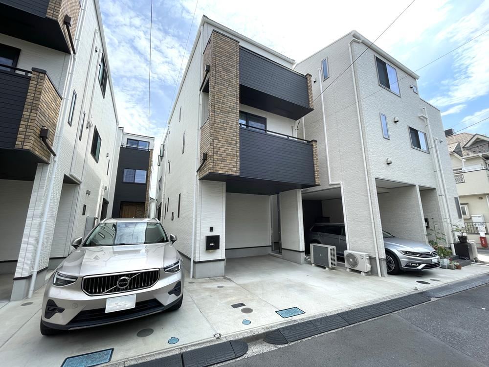 2LDK+2S house in Urawa Ward, Saitama - Photo 1