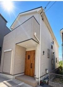 4LDK house in Mino, Osaka - Photo 1