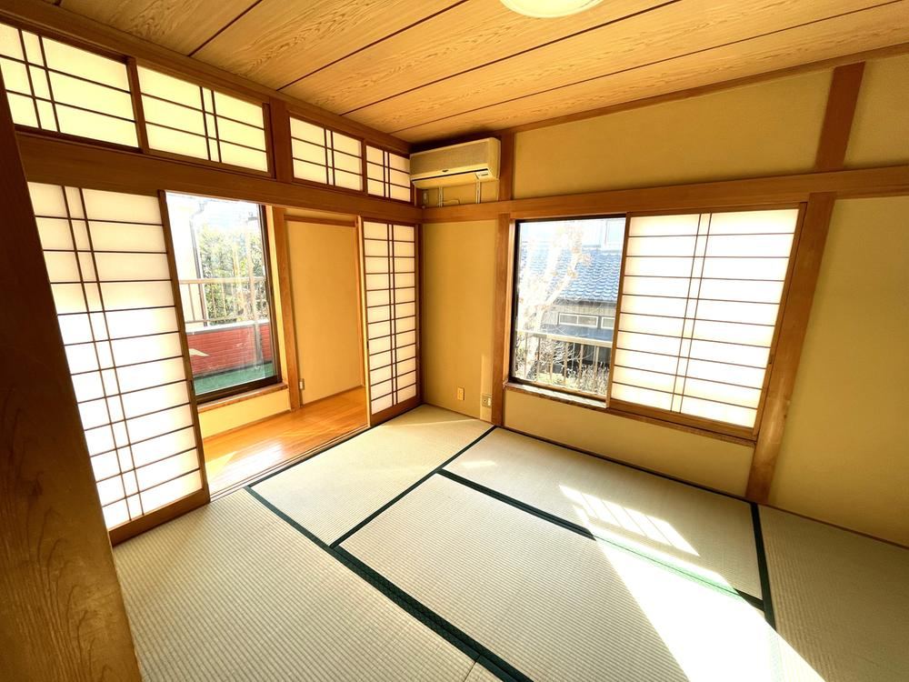 4LDK house in Sakura Ward, Saitama - Photo 1
