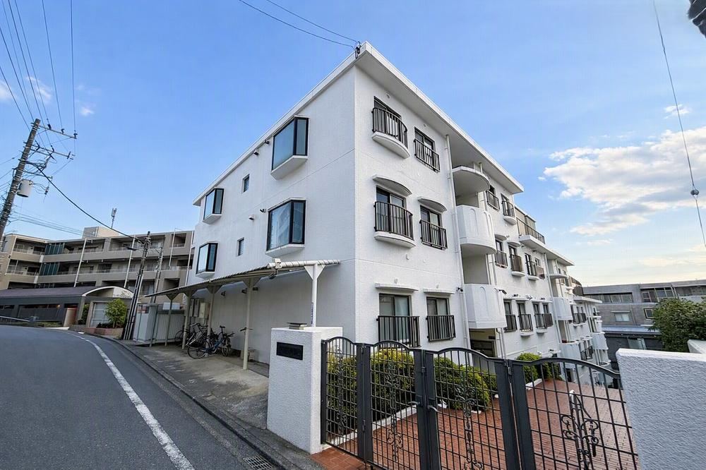3LDK apartment in Aoba Ward, Yokohama, Kanagawa - Photo 1