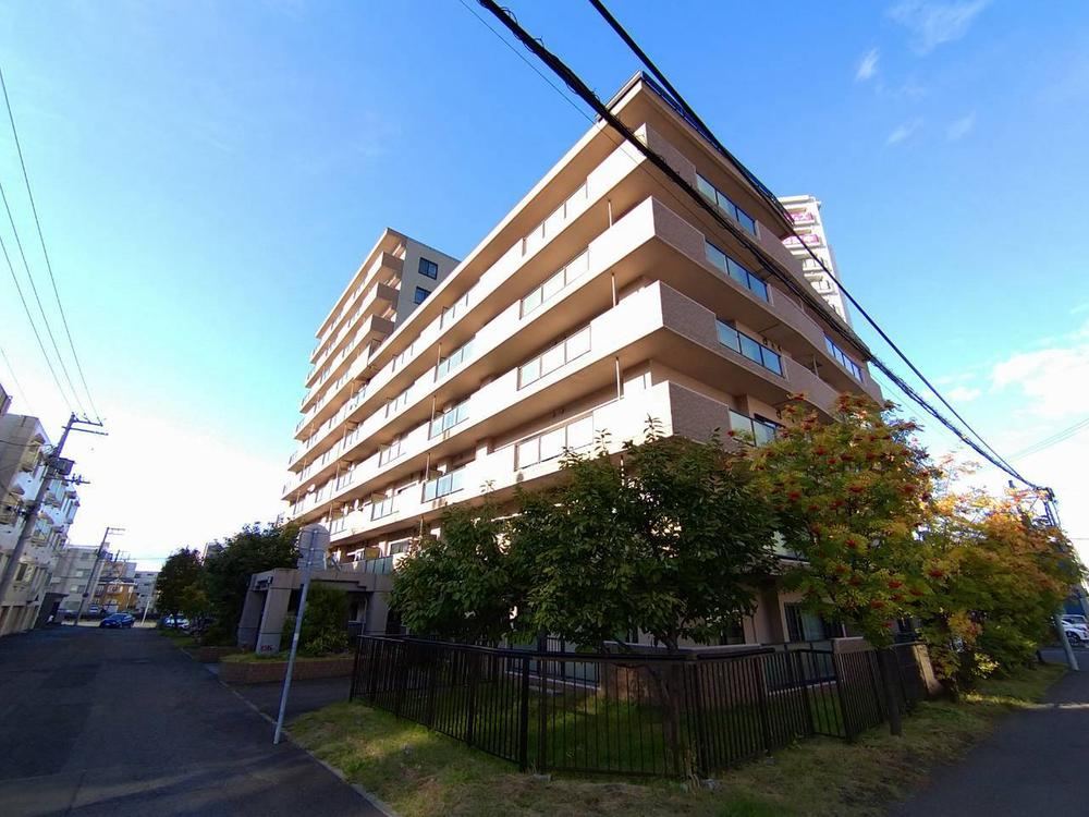 3LDK apartment in Shiroishi Ward, Sapporo, Hokkaido - Photo 1