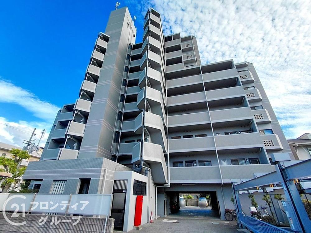 2LDK apartment in Kita Ward, Sakai, Osaka - Photo 1