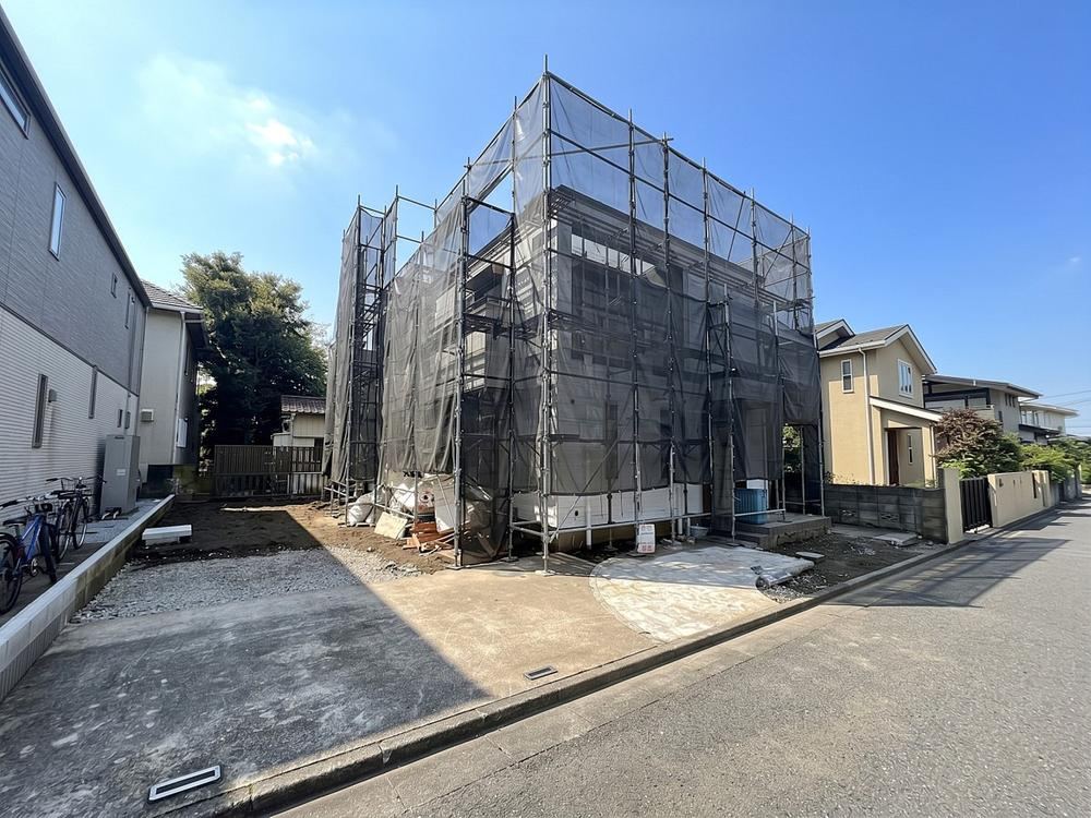 3LDK+S house in Nerima Ward, Tokyo - Photo 1