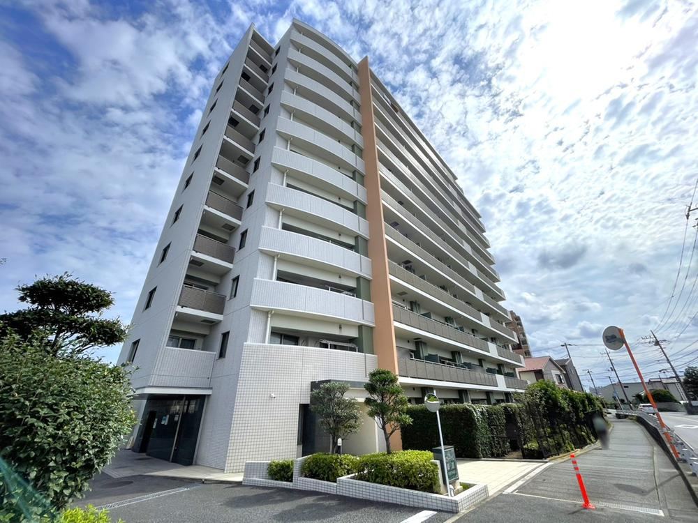 2LDK apartment in Yashio, Saitama - Photo 1