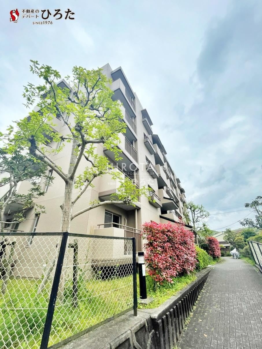 4LDK apartment in Kokuraminami Ward, Kitakyushu, Fukuoka - Photo 1