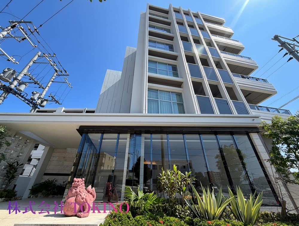2LDK apartment in Chatan, Nakagami District, Okinawa - Photo 1