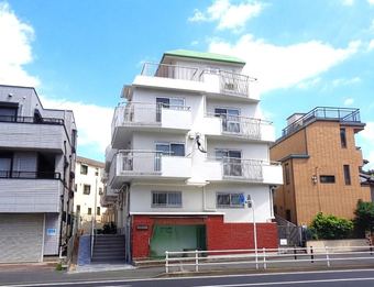 2LDK apartment in Midori Ward, Yokohama
