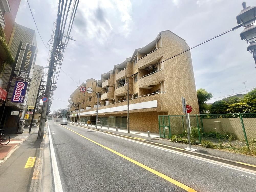2LDK+S apartment in Kiyose, Tokyo - Photo 1