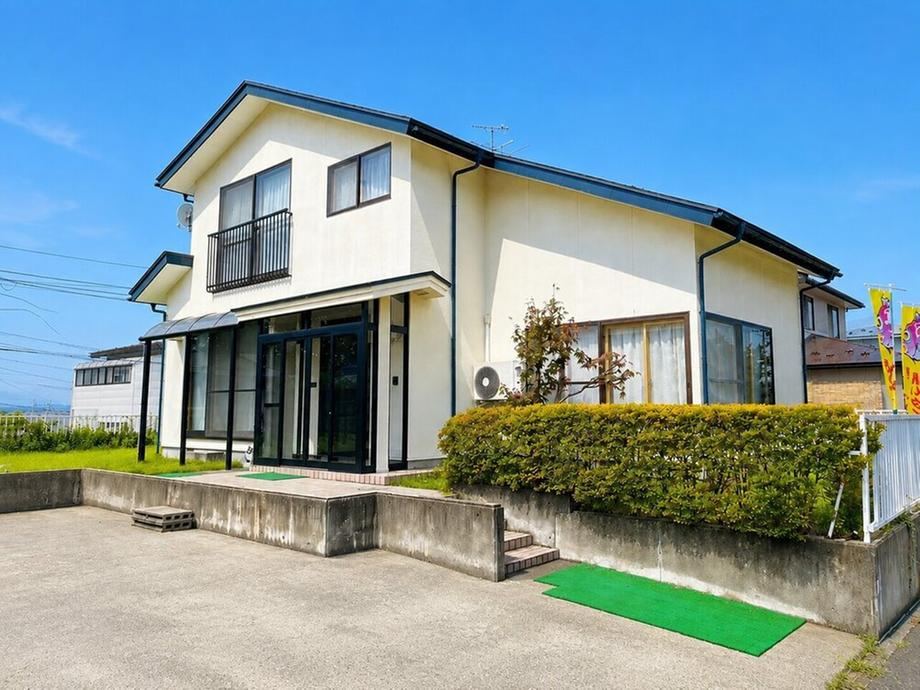 3DK+S house in Aizuwakamatsu, Fukushima - Photo 1