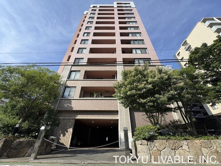 3LDK apartment in Chuo Ward, Fukuoka - Photo 1